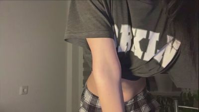 NeelyDarou webcam model stream image