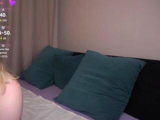 Kaye Mojardin webcam model stream image