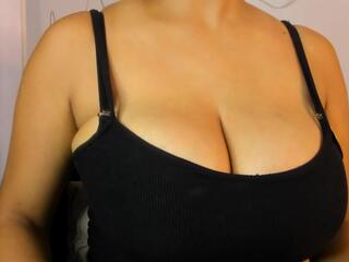 Helena Santos webcam model stream image