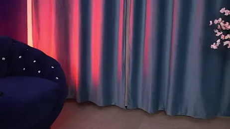 GoldenAmber webcam model stream image