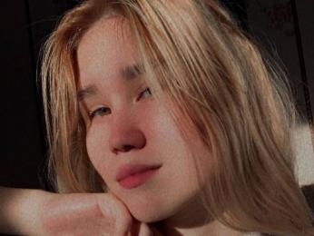 LucileCarter webcam model stream image