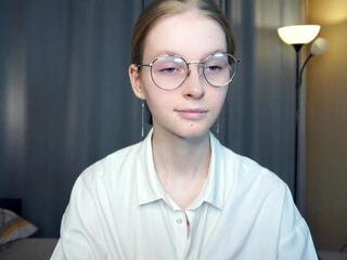 Floria Horita webcam model stream image