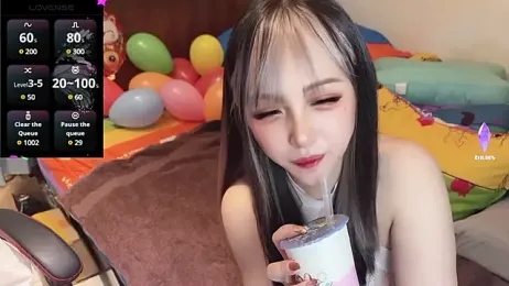 Khaleesi-ying webcam model stream image