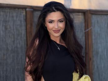 Ashley webcam model stream image