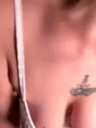 MenaDreadfull webcam model stream image