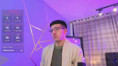 Un_Sluttyy webcam model stream image