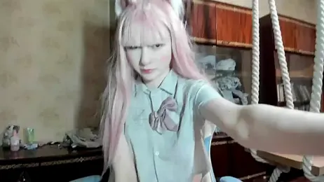 Yoonhee_Kiss webcam model stream image