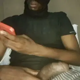 Gifttheskimaskboy webcam stripchat model stream image