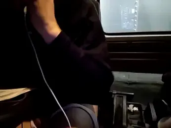 whitebriefboy webcam model stream image