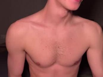 aronyou_win webcam model stream image