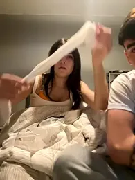 YoungCouple2007 webcam model stream image