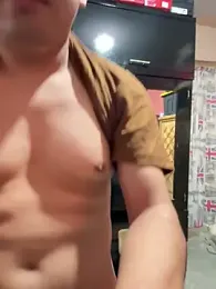 GoldenM95 webcam model stream image