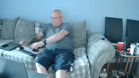 FriendlyDave webcam model stream image