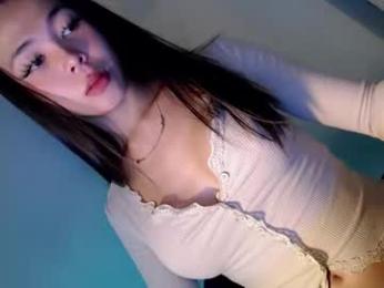 lady_of_pleasure28 webcam model stream image