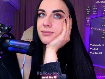 YURIEVNA13 webcam model stream image