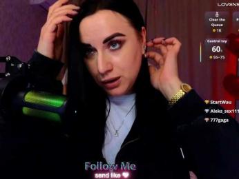 YURIEVNA13 webcam model stream image