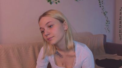 ShantellFore webcam model stream image