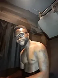 Bull_Gee webcam model stream image