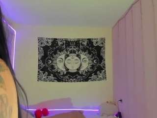 saharayumm webcam model stream image