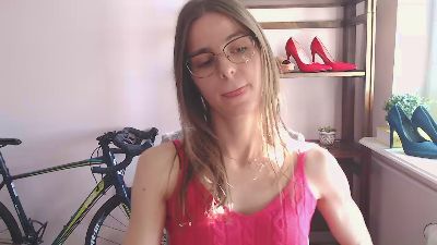 Megi_Sensual webcam model stream image