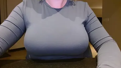 Esmee-Xxx webcam model stream image