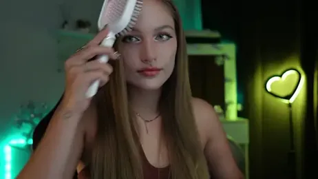 MrsTenderBeast webcam model stream image