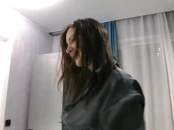 uninvited_raccoon webcam model stream image