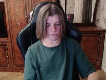 maxplay18 webcam model stream image