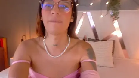 LauraaGomezz__ webcam model stream image