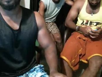 indiandesiguys2023 webcam model stream image