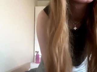 caronheuman webcam model stream image