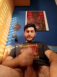 Esti02 webcam model stream image