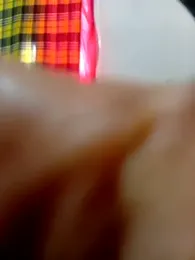 V9_LoSiaa285 webcam stripchat model stream image