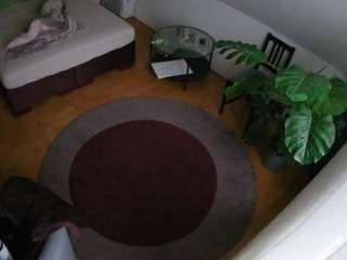 voyeurcam-julmodels-whitebed-5 webcam model stream image