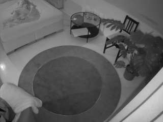 voyeurcam-julmodels-whitebed-5 webcam model stream image