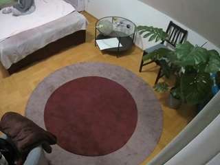 voyeurcam-julmodels-whitebed-5 webcam model stream image