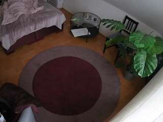 voyeurcam-julmodels-whitebed-5 webcam model stream image