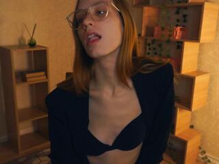 Lael Stonebreaker webcam model stream image