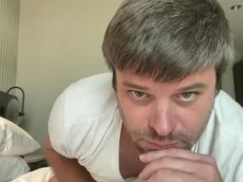 onceaweekview webcam model stream image
