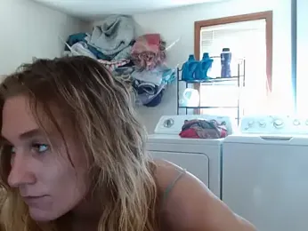 missymilf webcam model stream image