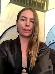 Angiehuston1 webcam model stream image