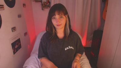 sara_cuteeyes webcam cam4 model stream image