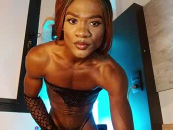 suannyklatten_ webcam model stream image