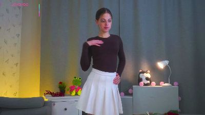 LeoneKveton webcam model stream image