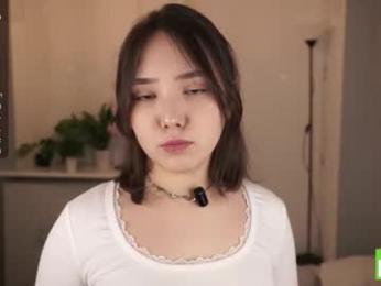 zara_shine webcam model stream image