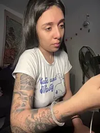 kiaraglam2 webcam stripchat model stream image