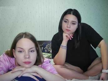 DoubleChris webcam model stream image