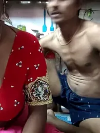 Your-Manu webcam model stream image