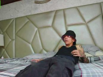 Be-Curiouss webcam model stream image