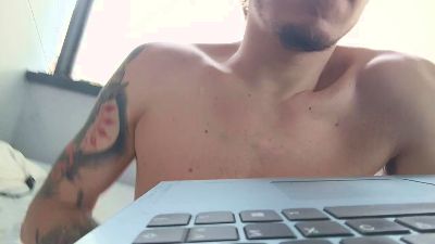 Fratstraights webcam model stream image